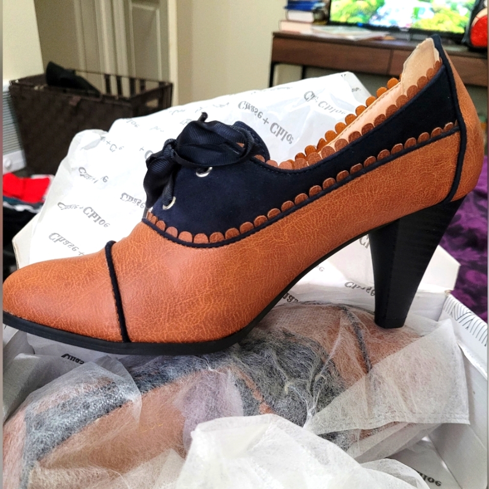 Chase + Chloe 1910s Style Two-Tone Lace-Up Loafer Heels